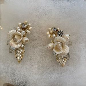 UNTAMED PETALS Willow Earrings with gold detail - worn once!